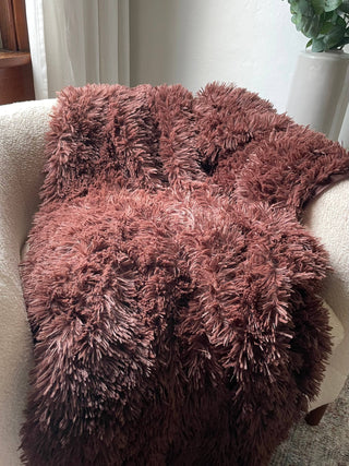 Dreamy Faux Fur Throw - Laurel & Mayfair