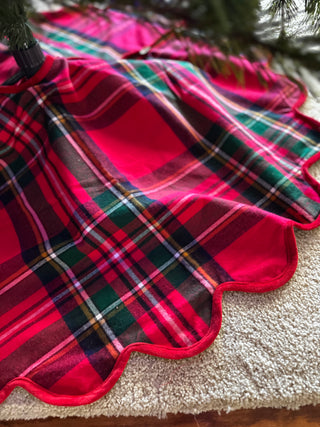 Red Tartan Plaid Scalloped Christmas Tree Skirt - 50 inch